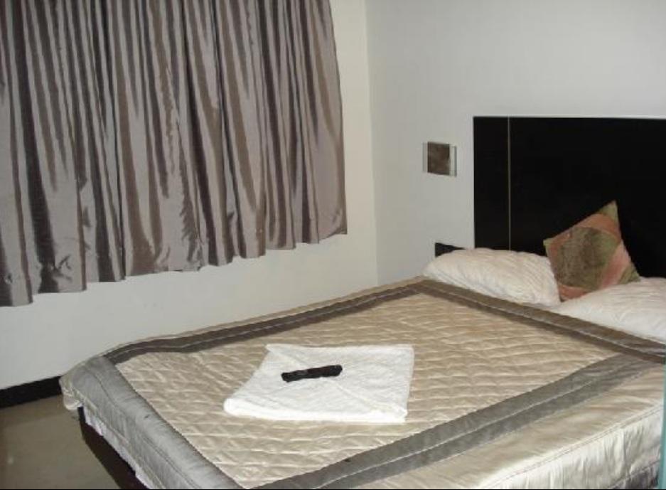 Hotel T.A.P. Gold Crest Bangalore Quarto foto