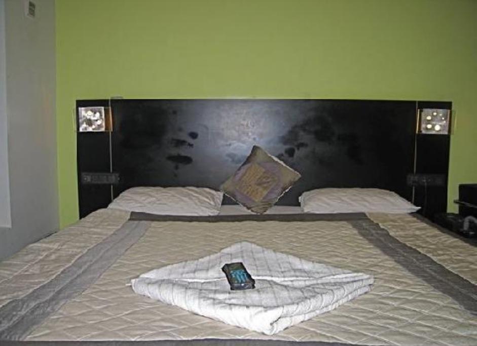 Hotel T.A.P. Gold Crest Bangalore Quarto foto